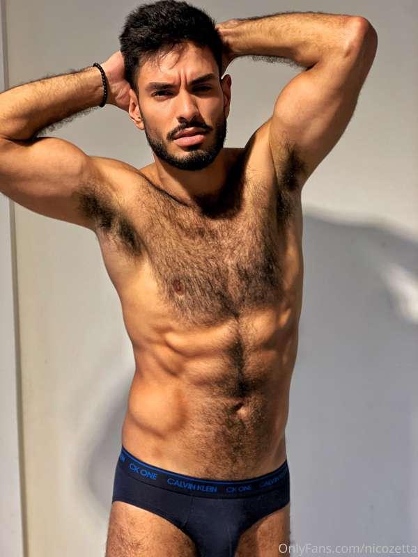 Just got back from the gym all sweaty 🔥