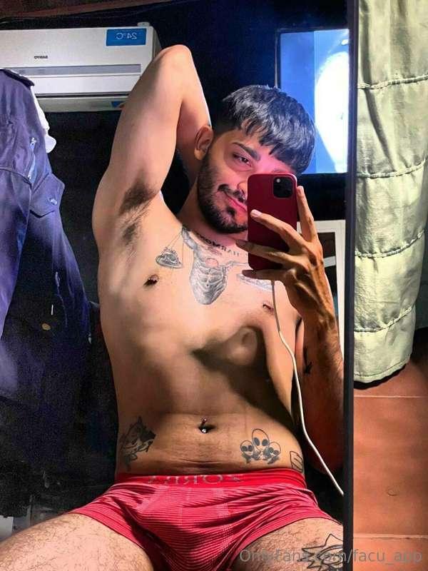 🟢 *ONLINE NOW* 🟢
HE IS MY FRIEND BADBOY 🥰

FREE SUB: @badboy..