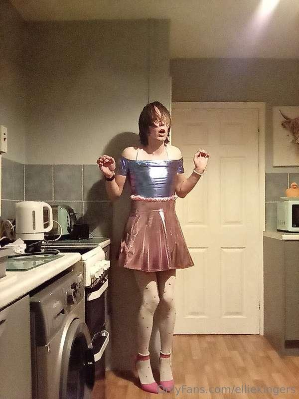 elliekingers image #0