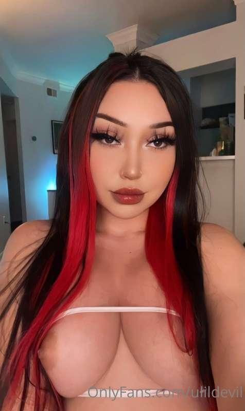 you know you wanna cover my face in cum 💦