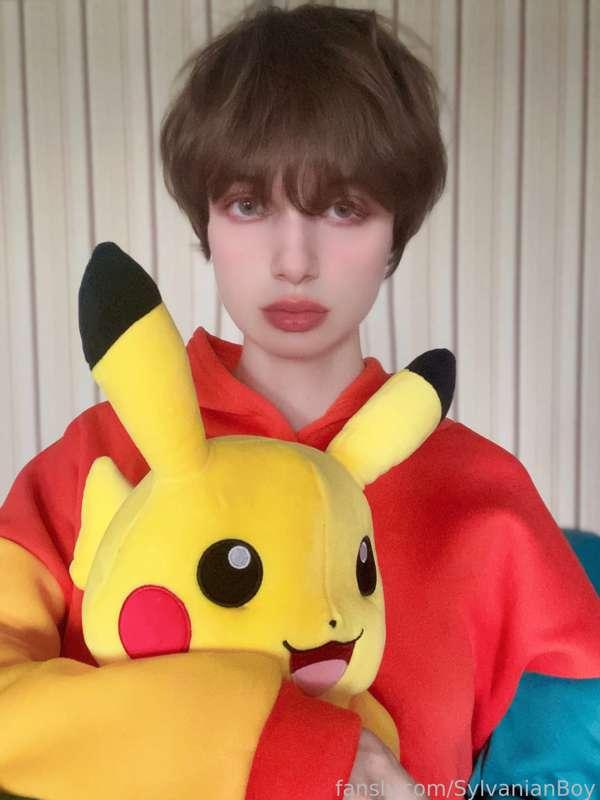 Do you like Pikachu?😋
#fyp #ftm #ftmtrans #transgender #femboy #twink #gay #trans #transftm 