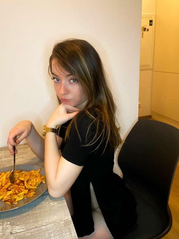 Did I told you that pasta is my favorite food
What do you li..