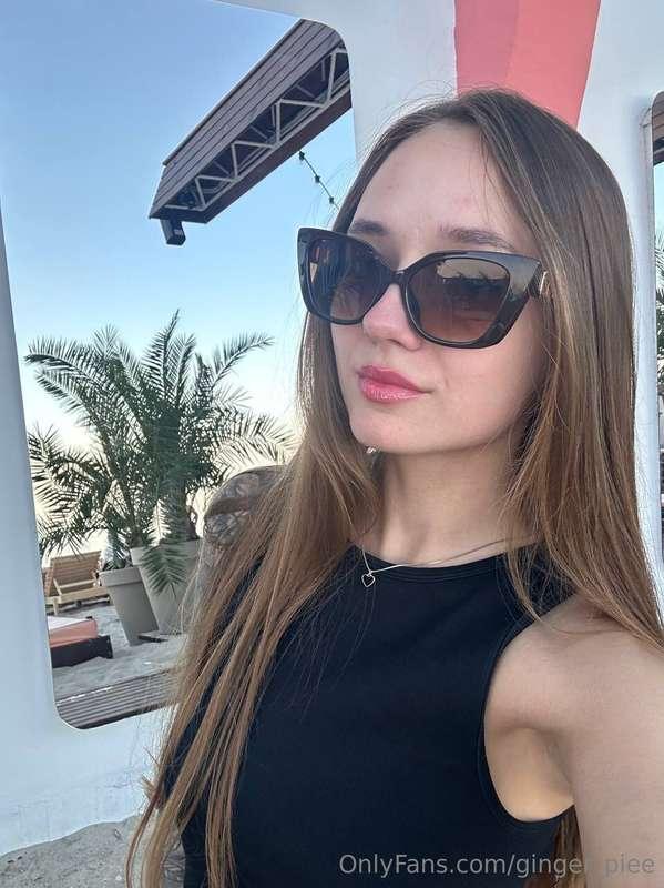 How do these glasses look on me?😎