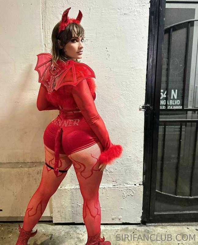 Knock knock, guess who?! 👹❤️‍🔥