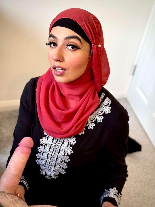 aaliyahyasin image #4