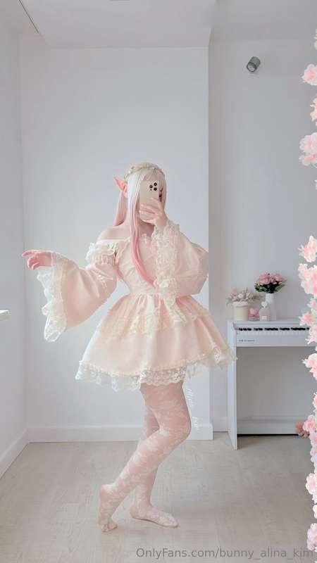 New elf set :3 guess what I’m wearing under all this lace… 