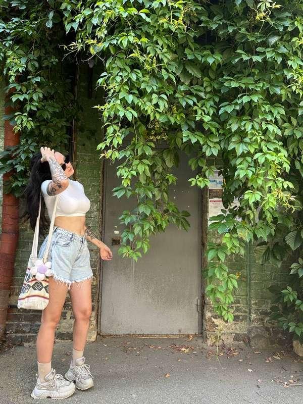 minding my business 😎