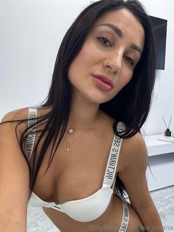 Don't get distracted... although, I understand it's difficul..