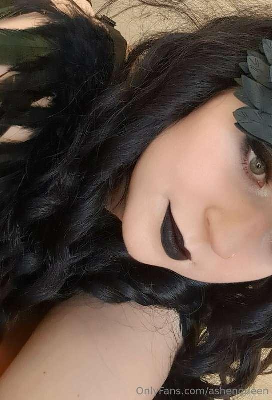 The Raven Set is coming out this Friday <3