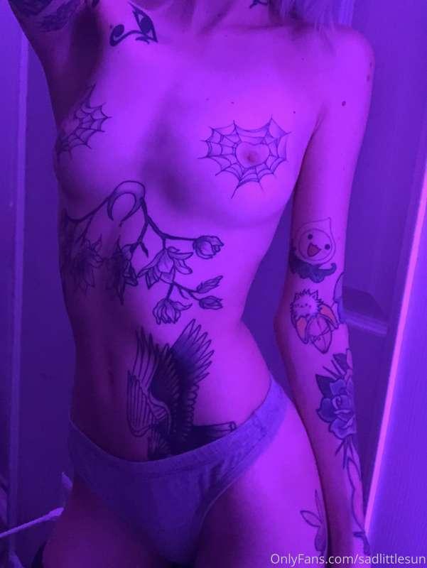 lil mini photo set im srry i haven’t been feeling very prett..