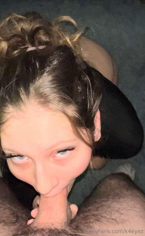 i luv having a mouthful of cock 💦