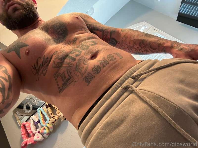 Wanna go workout together 💪