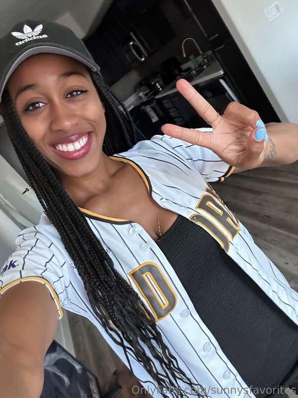 Go Padres! ⚾️ who are you rooting for today?  #tbt to my fir..
