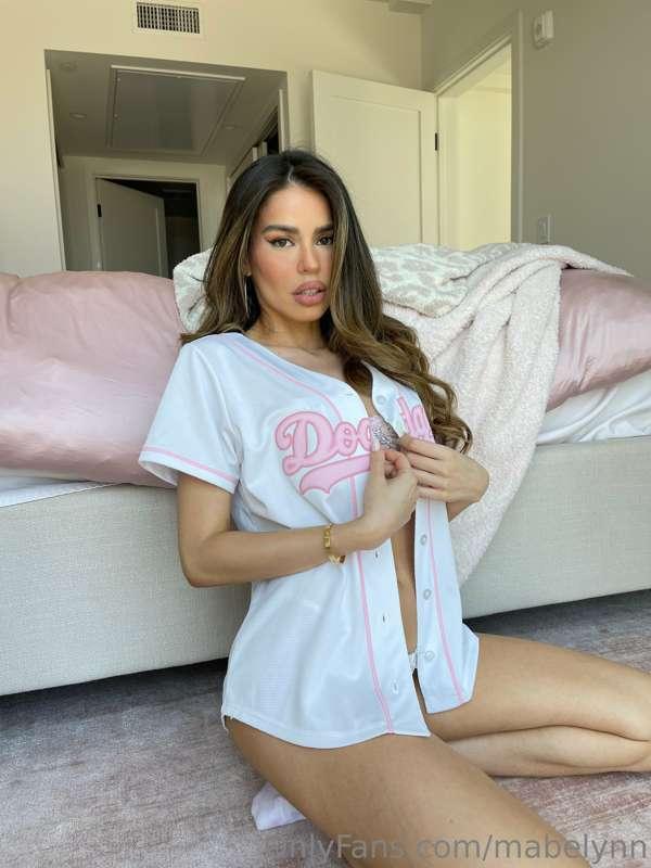 🥵 69% OFF MASSIVE BUNDLE in your dms papi 😉