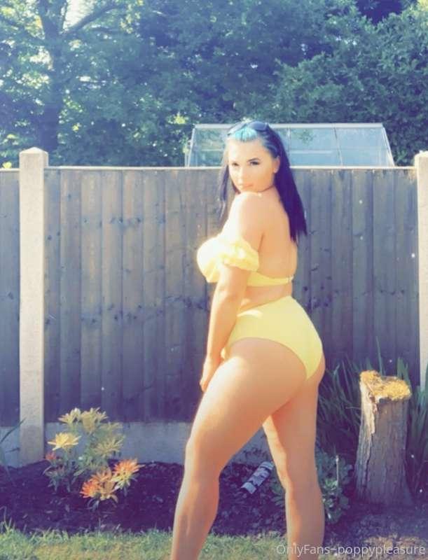 midgetwithtits image #1