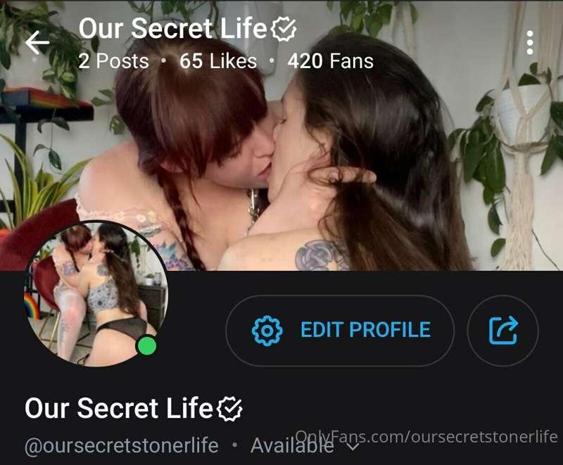 Eyyyyy we reached 420 fans on this page 😜💨 swipe for a lil s..