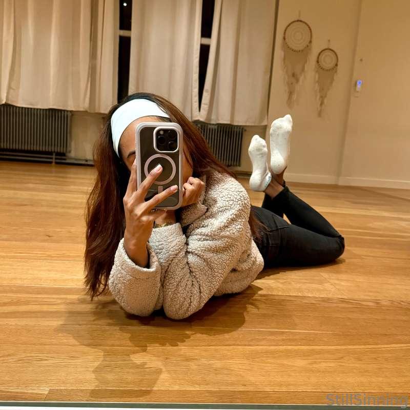 The pose 🥵🥰