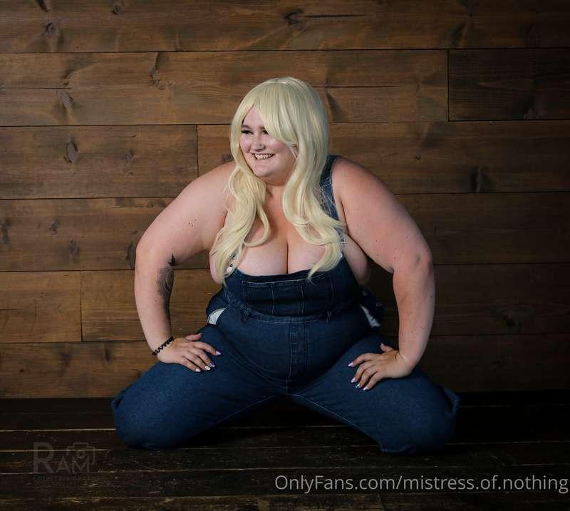 Titties: 1 
Overalls: 0