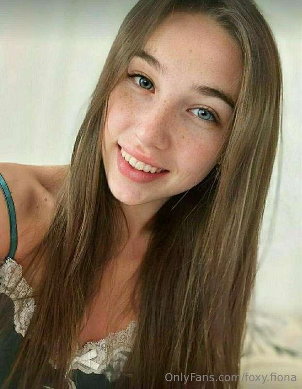 @aminashy she wants to cum with you ! you'll enjoy her juicy..