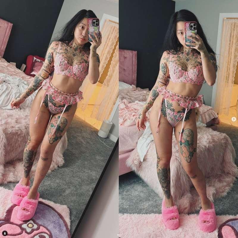 start your week with me, your little freak 🥰