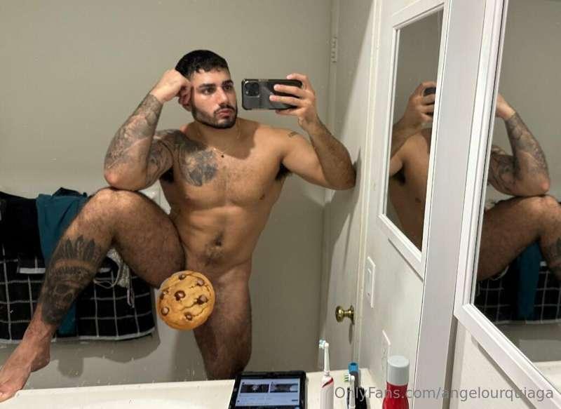 😝🥵

https://onlyfans.com/angelo_urquiaga