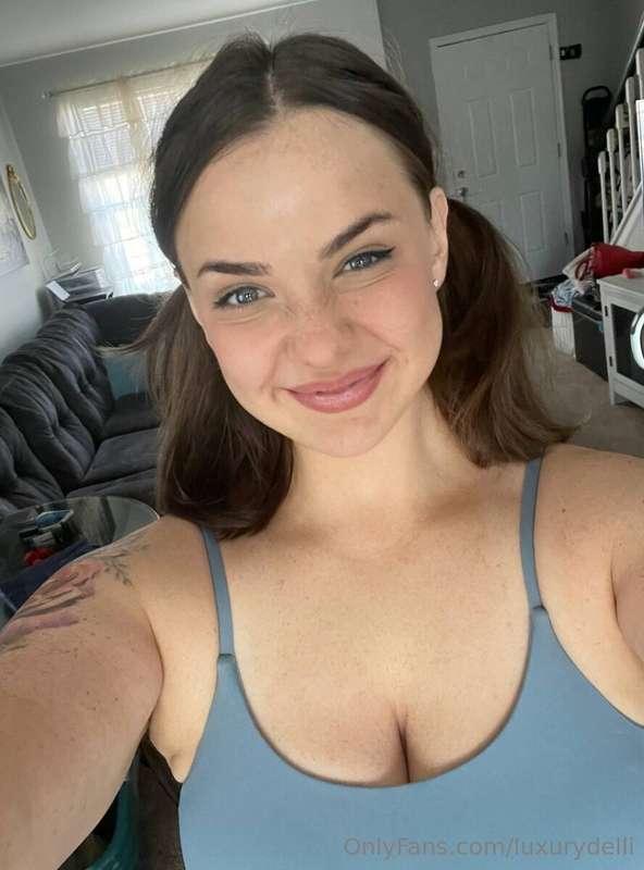 This cutie @fairy_elizabeth has never had a boyfriend and wa..