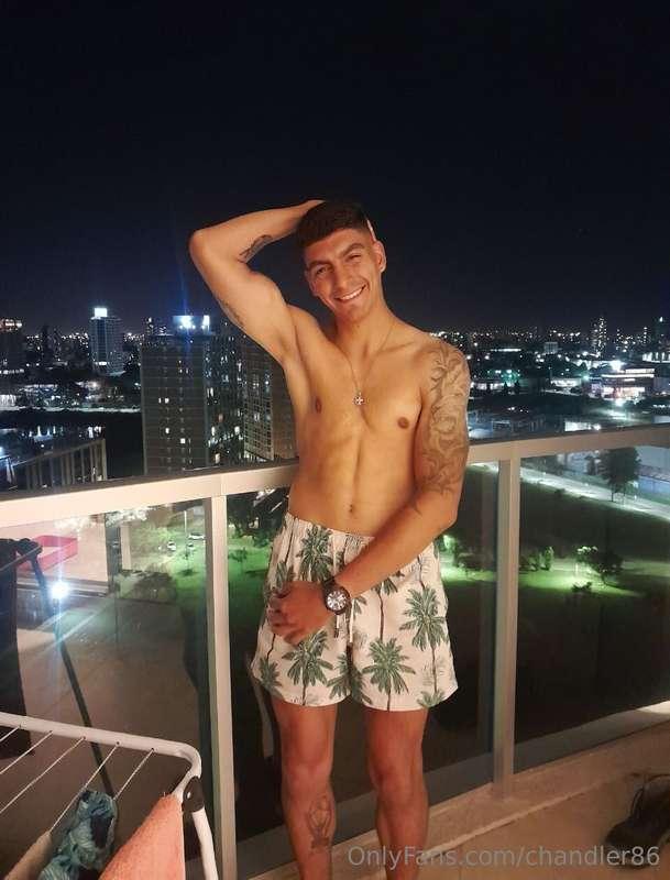 ʜɪ ʜᴏɴᴇʏ, ᴋɴᴏᴡ ᴍʏ ꜰʀɪᴇɴᴅ @alandios ꜱᴏ ʏᴏᴜ ᴄᴀɴ ꜰᴇᴇʟ ᴛʜᴇ ʀᴇᴀʟ ..