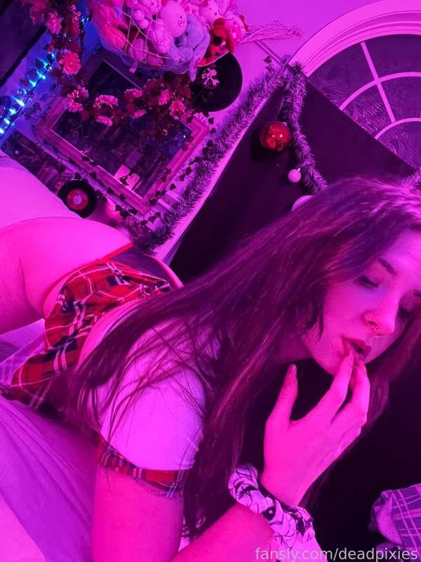 deadpixie image #5