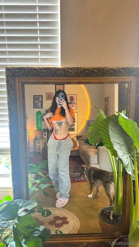 A girl and her slippers 🌸