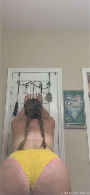 Holy tan lines coming through!