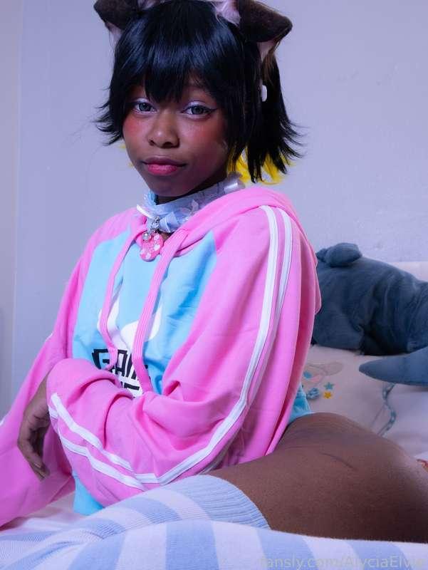 alyciaelvie image #3