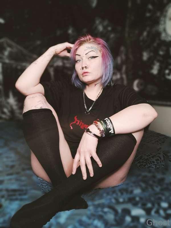 urghostgurl666 image #0