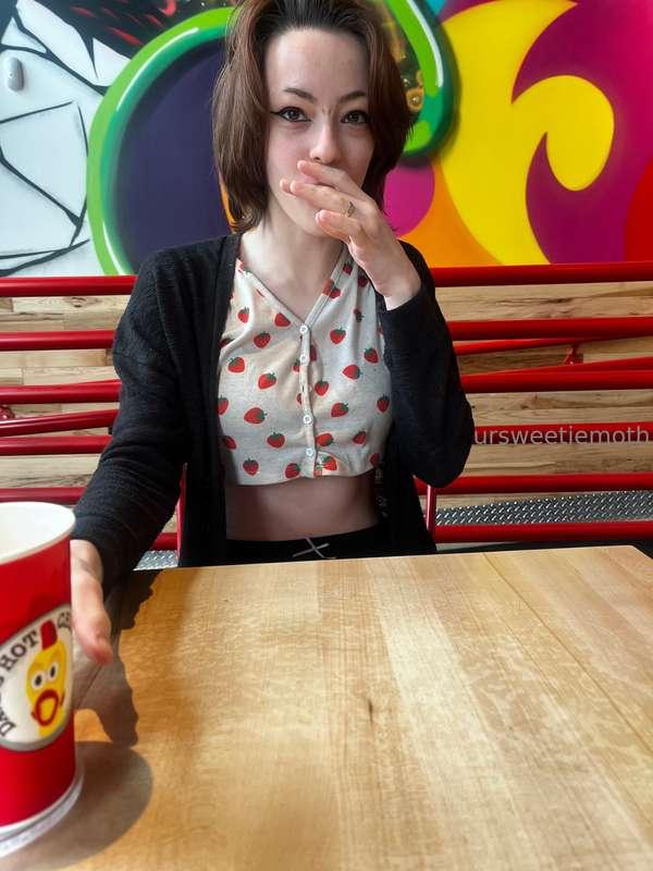 ursweetiemoth image #4