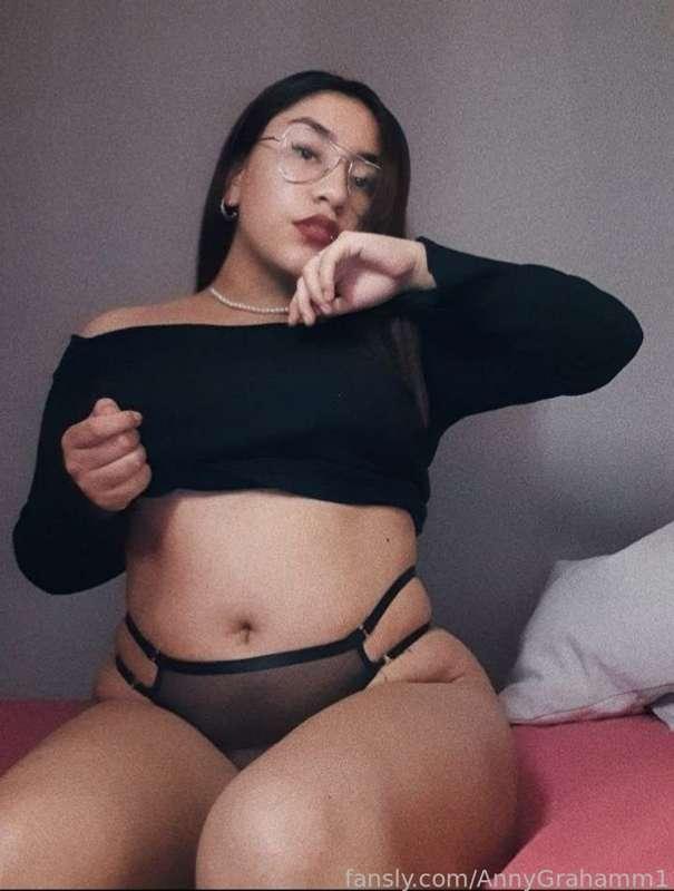 annygrahamm1 image #0