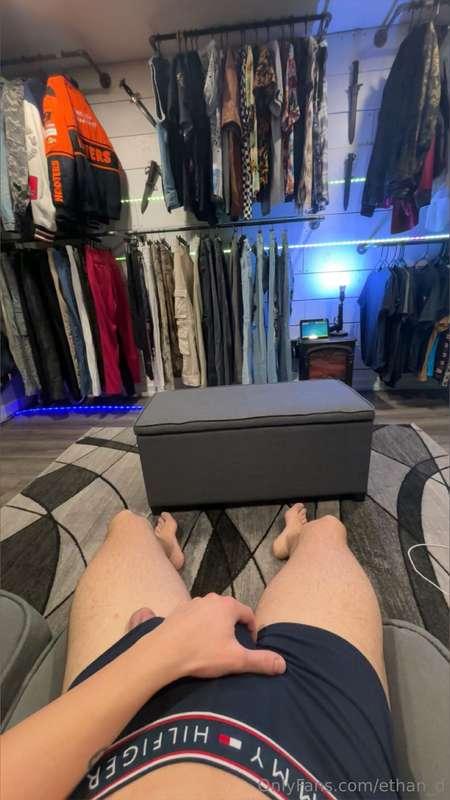 👀👀