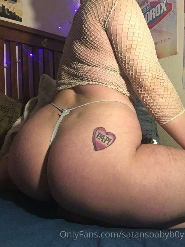 ur favorite ass, right? 😉 last day to get my premium page fo..