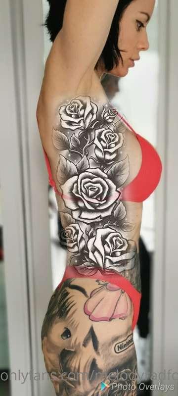 Only you guys get exclusive looks into my tattoo's 😏 I've be..