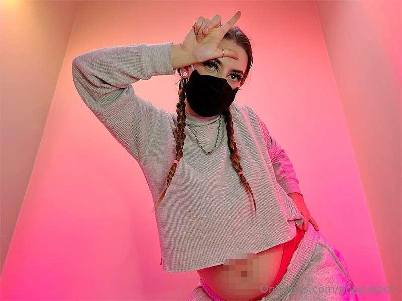 Censored Belly Button is going out to your inboxes now ;)

I..