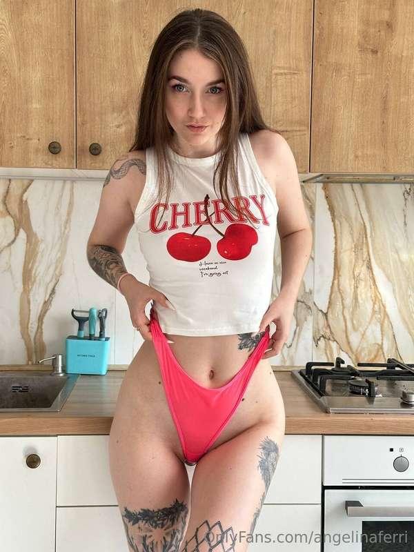 I make great cherry pie 🍰 want to try it?