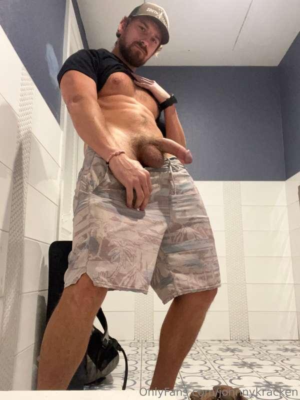 johnnykracken image #1