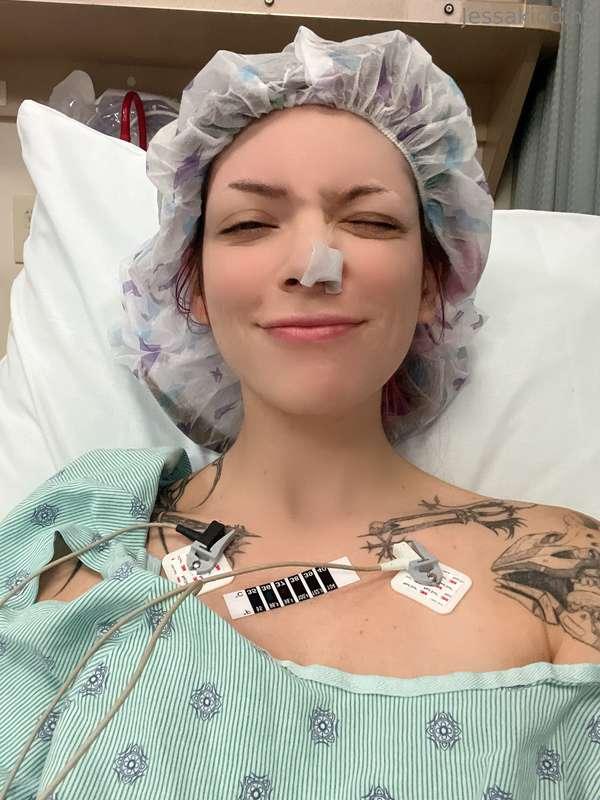 I lived bitches!!!! What do you think of my hospital swag? H..
