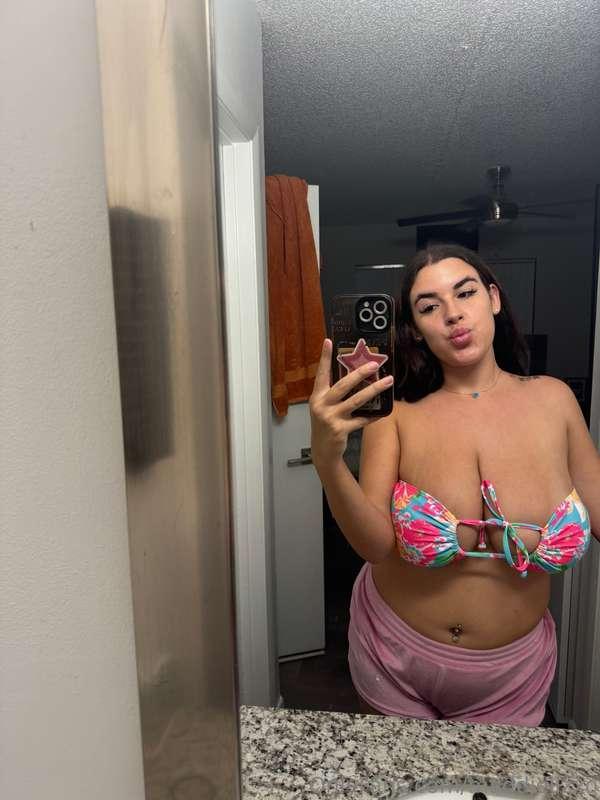 did you like my recent post on instagram??😘😘 check my dm for..