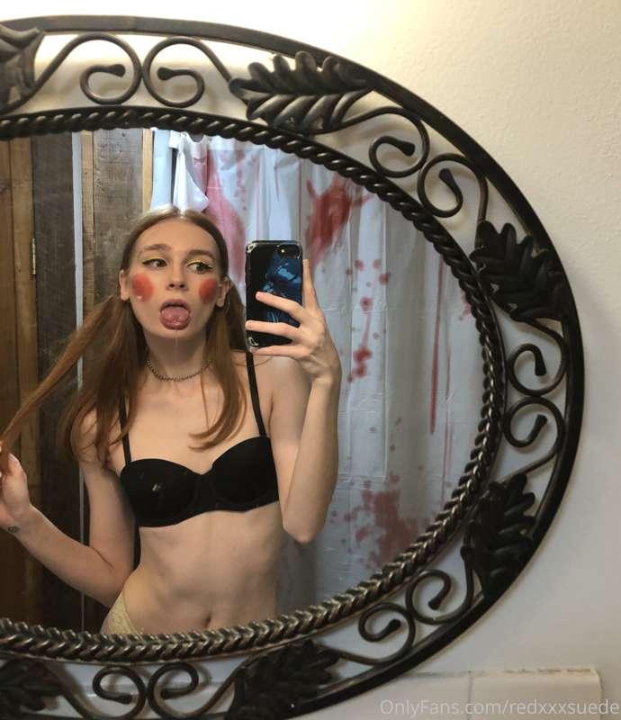 Tongue licks > kisses 🥵
