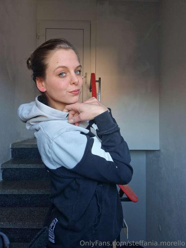 Na Baby 🥰 bist du auch etwas sportlich Aktiv 😈?

Well, baby ..