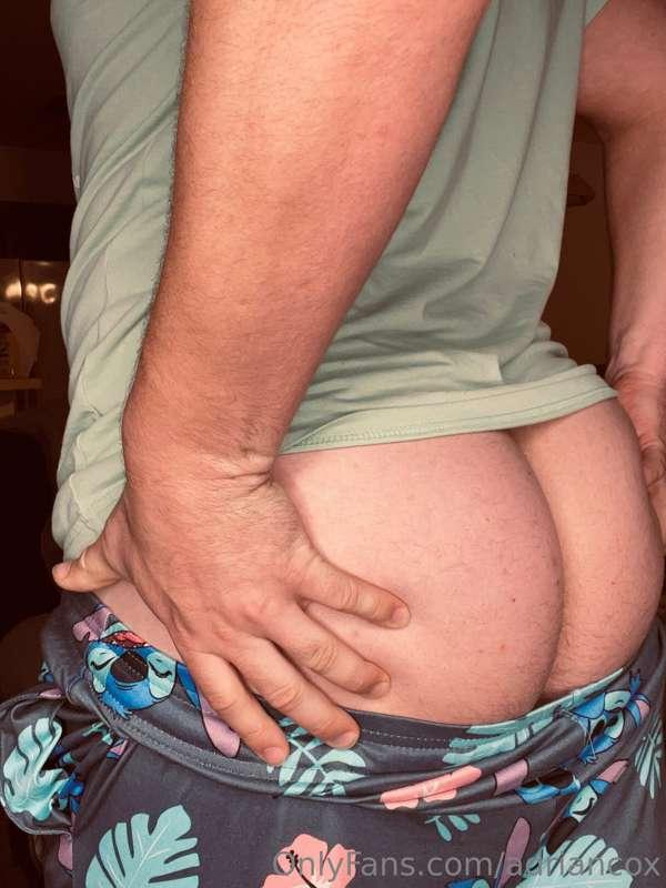 Anyone hungry for some cake 🍰 😋