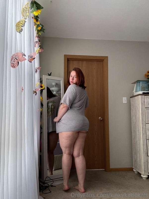 I'll show you just how flexible I am during a Sexting Sunday..