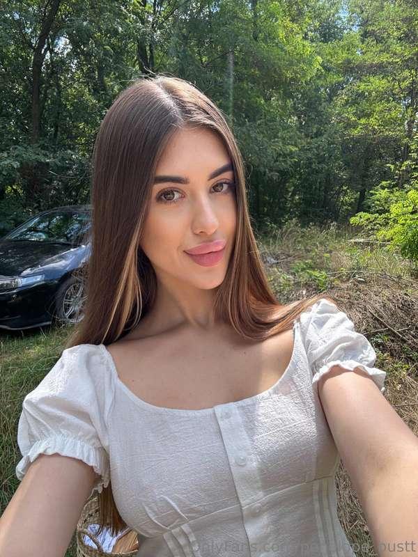 How do you like to spend your weekends?🤔💕