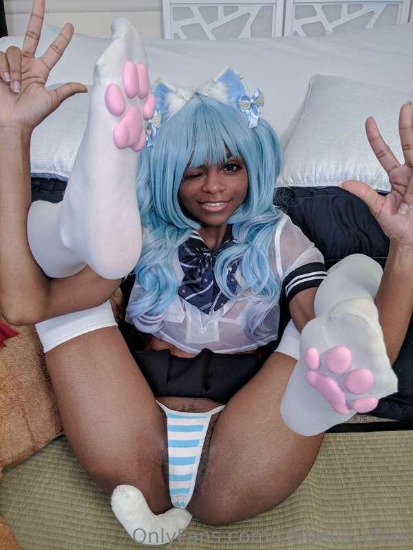 Pretty kitty go nyaa <3