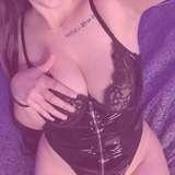 yours_queen