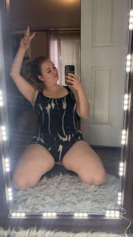Would you rather fuck me from the front or the back? 😘